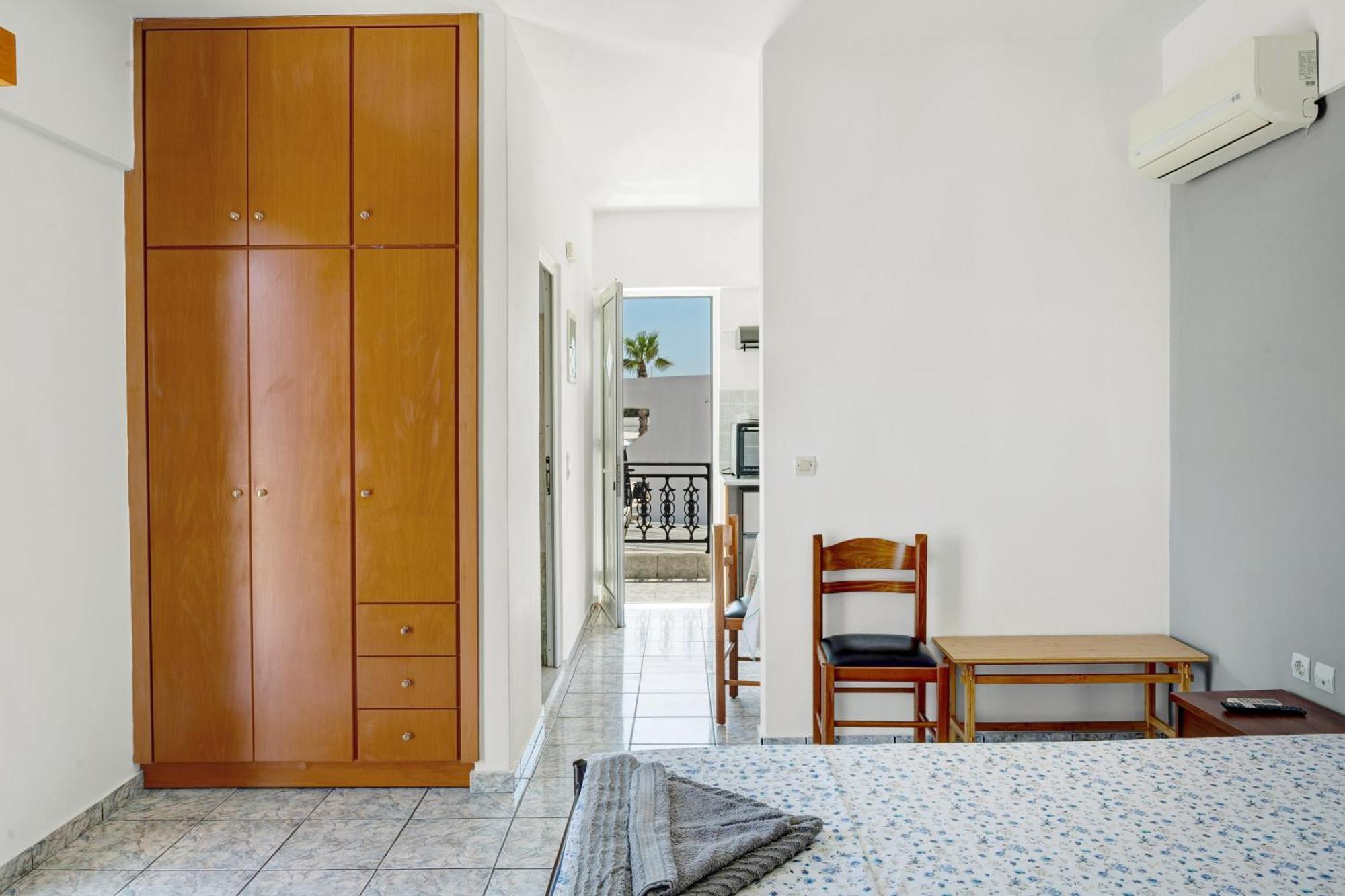 Athina Seaside Apartment Kardamena  Exterior photo